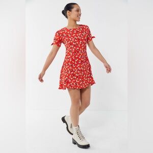 Faithfull The Brand Daphne Floral Short Sleeve Mini Dress